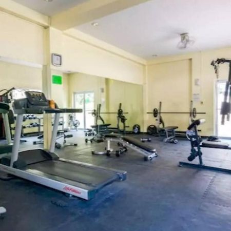 Chateau Elysee A3 Near Airport Wifi Kitchen Paranaque City Екстериор снимка