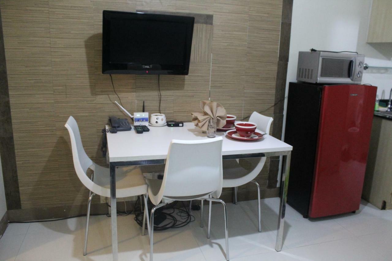 Chateau Elysee A3 Near Airport Wifi Kitchen Paranaque City Екстериор снимка